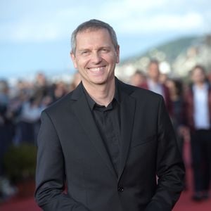 Elle vient de sortir un single intitulé "L'île aux cygnes"
Thomas Hugues - Arrivée des people à la cérémonie de clôture du 33ème Festival du Film Romantique de Cabourg, le 15 juin 2019. © Giancarlo Gorassini/Bestimage