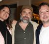 Pour la générale, son frère Romain est venu le soutenir avec sa compagne Kym Thiriot

Exclusif - Romain Sardou et sa compagne Kym Thiriot et Davy Sardou lors de la générale de la pièce "Amis pour la vie" au théâtre de l'Oeuvre à Paris le 24 avril 2025. La représentation est suivie d'un cocktail.

© Coadic Guirec / Bestimage