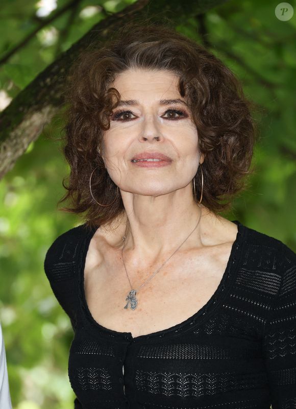Fanny Ardant au photocall du film "Les Rois de la Piste" lors de la 16ème édition du festival du film francophone (FFA) de Angoulême, France, le 25 août 2023. © Coadic Guirec/Bestimage 