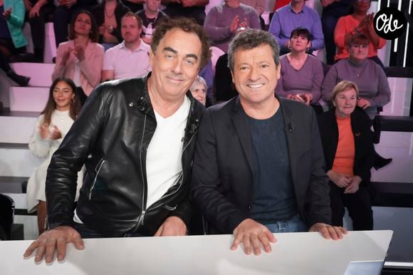 Devenu lui-même propriétaire d'une parcelle, il produit désormais une cuvée de rosé gastronomique, servi dans son restaurant à Toulouse.

Exclusif -  Les Chevaliers du Fiel ( Éric Carrière, Francis Ginibre )sur le plateau de l’émission TPMP, le 9 janvier 2023.

 © Jack Tribeca / Bestimage