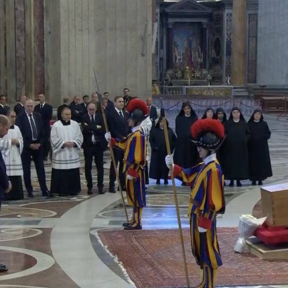 Obsèques du pape François, le 26 avril 2025, France 2