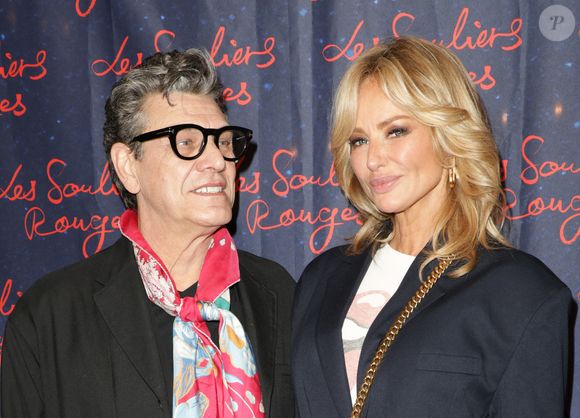 Marc Lavoine (co-producteur du spectacle) et sa compagne Adriana Karembeu lors de la générale du spectacle musical "Les Souliers Rouges" au Casino de Paris, le 24 janvier 2025.
© Guirec Coadic/Bestimage