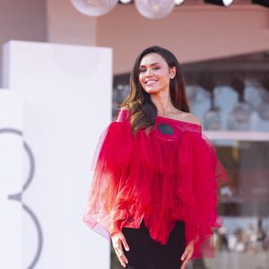 Elle évoque des déceptions, des trahisons et des échecs qu’elle avait choisi de garder pour elle.

Diane Leyre, Miss France 2022, à la première de '15/18 (A Place To Heal)' lors du 83ème Festival International du Film de Venise (Mostra), à Venise, Italie, le 5 septembre 2026. © Pierre Perusseau/Bestimage