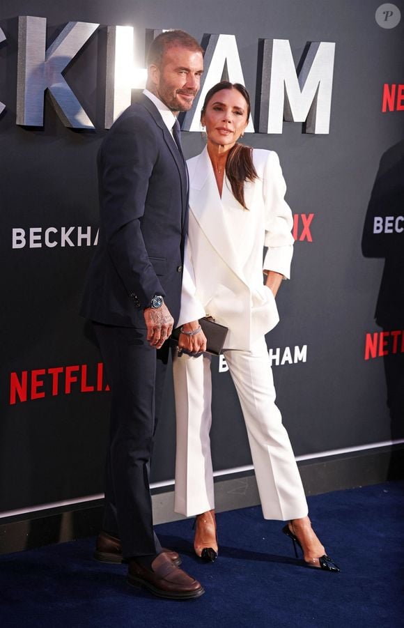 David Beckham et Victoria Beckham à l'avant-première Netflix de la série documentaire 'Beckham' à Londres, le 3 octobre 2023. Backgrid UK/ Bestimage