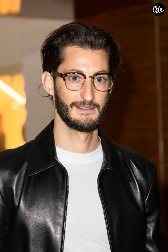 Cannes, France – 14 mai : Pierre Niney arrive à l'hôtel Martinez à l'occasion du 79e Festival de Cannes, le 15 mai 2026 à Cannes, en France. Photo de Marco Piovanotto/ABACAPRESS.COM