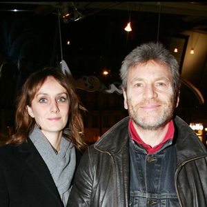 Il partageait la vie de Valérie Kéruzoré, actrice de la série Kaamelott.

Tchéky Karyo et sa compagne Valérie Kéruzoré au théâtre des Champs-Elysées
Bestimage