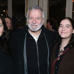 Exclusif - Cristiana Reali, Francis Huster et leur fille Elisa- Cocktail au Théâtre du Gymnase à la suite de la Première soirée de la Pièce " En thérapie ". Paris, France, le 17 Janvier 2026.

© Bertrand Rindoff / Bestimage