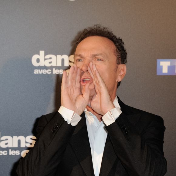 Julien Lepers pose lors du photocall de « Danse avec les Stars » sur TF1 à Paris, en France, le 28 septembre 2016. Photo : Alban Wyters/ABACAPRRESS.COM