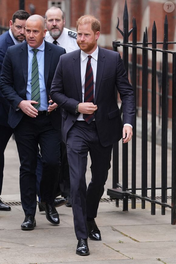 Le duc de Sussex arrive à la Cour royale de justice, au centre de Londres, au Royaume-Uni, pour faire appel d'une décision de la Haute Cour concernant sa plainte contre le ministère de l'Intérieur au sujet du niveau de sécurité dont il bénéficie lorsqu'il est au Royaume-Uni. Photo by Tayfun Salci/ZUMA Press Wire/ABACAPRESS.COM