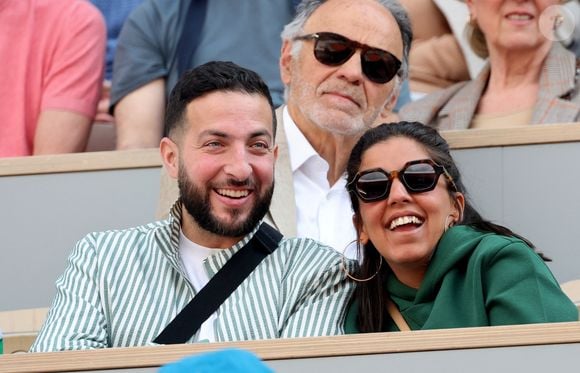 Inès Reg (Inès Reghioua) avec son meilleur ami Mickaël Montadir dans les tribunes des Internationaux de France de tennis de Roland Garros 2024 à Paris, France, le 3 juin 2024. © Jacovides-Moreau/Bestimage