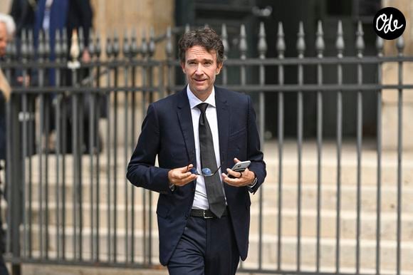 Antoine Arnault - Obsèques de Silvita Gallienne (née Baronne Silvita de Posch Pastor) en l'église Saint-Philippe du Roule à Paris le 9 juin 2026.
© Agence / Bestimage