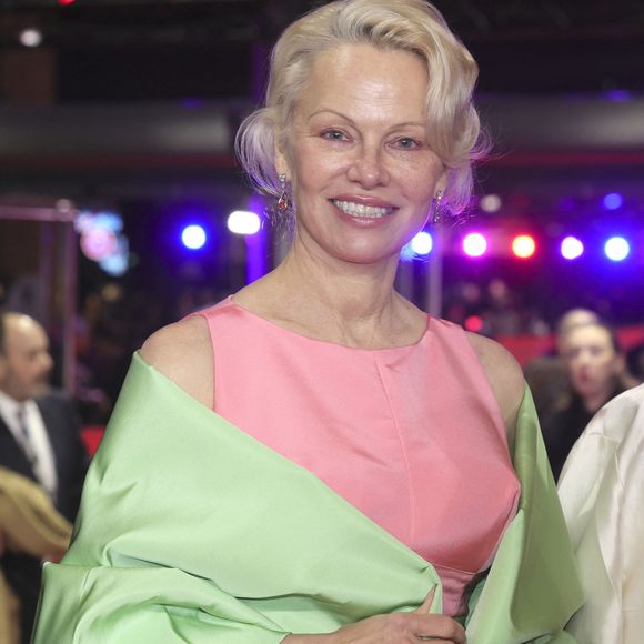 Pamela Anderson à la première du film "Rosebush Pruning" lors de la 76ème édition du festival international du film de Berlin (La Berlinale 2026), le 14 février 2026. Action Press / Bestimage