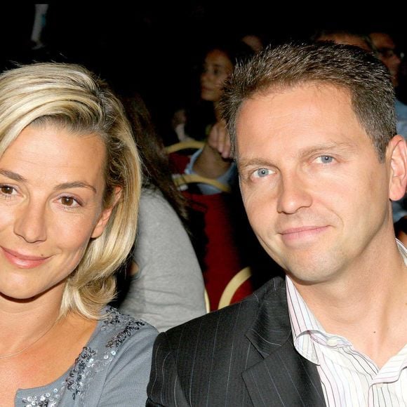 Elle sortait d'une longue histoire avec son confrère Thomas Hugues...

Archive - Le 29 août 2005. Laurence Ferrari et Thomas Hugues .conférence de presse de rentrée de Tf1 . © Guillaume Gaffiot / Bestimage