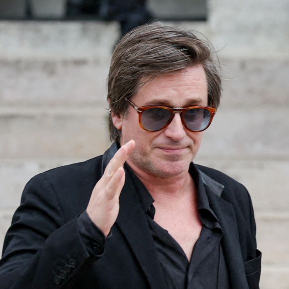 Thomas Dutronc - Sortie des obsèques de l'auteure-compositrice-interprète et actrice française Françoise Hardy au crématorium du cimetière du Père-Lachaise à Paris, France. © Jacovides-Moreau/Bestimage