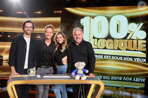 Exclusif - Thomas Isle, Cyril Féraud, Clara Morgane, Philippe Risoli - Enregistrement de l'émission "100% Logique", présentée par C.Féraud et diffusée le 5 octobre sur France 2
© Christophe Clovis / Bestimage