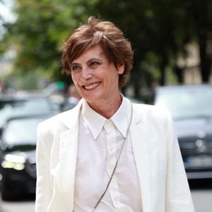Ines de la Fressange au défilé Chanel "Collection Haute Couture Automne/Hiver 2026-2027" lors de la Fashion Week de Paris, le 7 juillet 2026

© Florian Lavielle / Bestimage