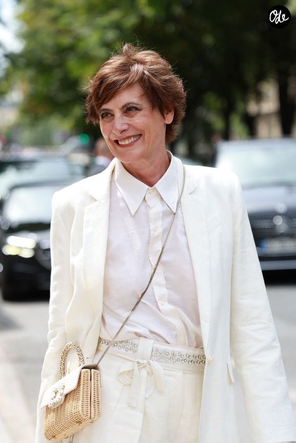 Ines de la Fressange au défilé Chanel "Collection Haute Couture Automne/Hiver 2026-2027" lors de la Fashion Week de Paris, le 7 juillet 2026

© Florian Lavielle / Bestimage