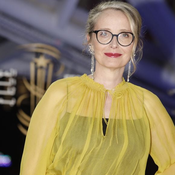 Julie Delpy - Arrivées des personnalités pour la cérémonie en hommage au réalisateur américain J.Gray donnée lors du 19ème Festival International du Film de Marrakech le 12 novembre 2022.
© Denis Guignebourg / Bestimage