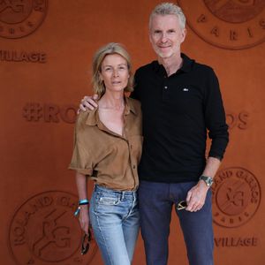 Denis Brogniart et sa femme Hortense au village lors des Internationaux de France de Tennis de Roland Garros 2025. Paris, le 29 mai 2025.
© Moreau/Jacovides/Bestimage