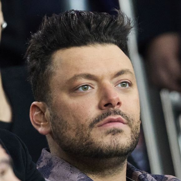 Kev Adams - Célébrités assistent au 1/8e de finale aller de la Ligue des champions 2024-25 entre le PSG contre Liverpool (0-1) au Parc des Princes à Paris le 5 mars 2025. © Cyril Moreau/Bestimage