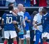 Le capitaine des Bleus a dédicacé son but à Didier Deschamps avant que toute l'équipe ne le rejoigne pour une accolade.

Match de 16ème de finale "France - Suède" lors de la Coupe du Monde FIFA 2026, le 30 juin 2026.

© Bestimage