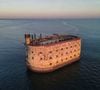 Ce grand animateur participe pour la première fois à Fort Boyard.
Le Fort Boyard en vue aerienne sur le fort et leve de soleil. Photo by Leoty X/ANDBZ/ABACAPRESS.COM