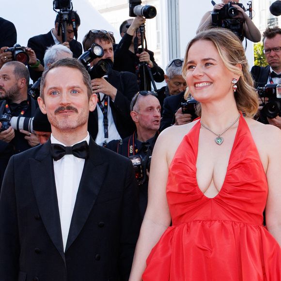 Elijah Wood et sa femme Mette-Marie Kongsved - Montée des marches du film " La vénus électrique " pour la cérémonie d'ouverture du 79ème Festival International du Film de Cannes, le 12 mai 2026. © Jacovides-Moreau /Bestimage