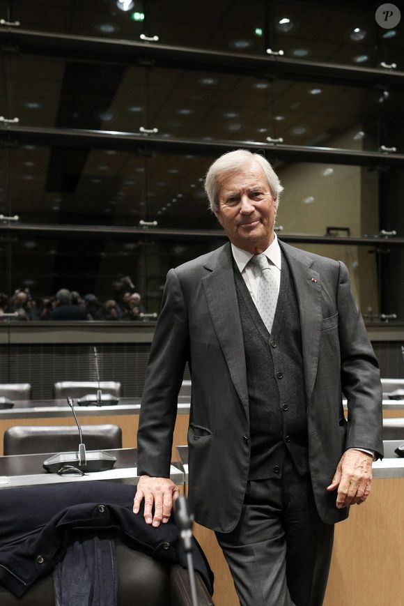 Vincent Bolloré, Président du conseil de surveillance de Vivendi, lors d'une audition devant la commission d'enquête parlementaire sur les procédures d'autorisation des services nationaux de télévision à l'Assemblée nationale, à Paris, le 13 mars 2024.
© Stéphane Lemouton / Bestimage