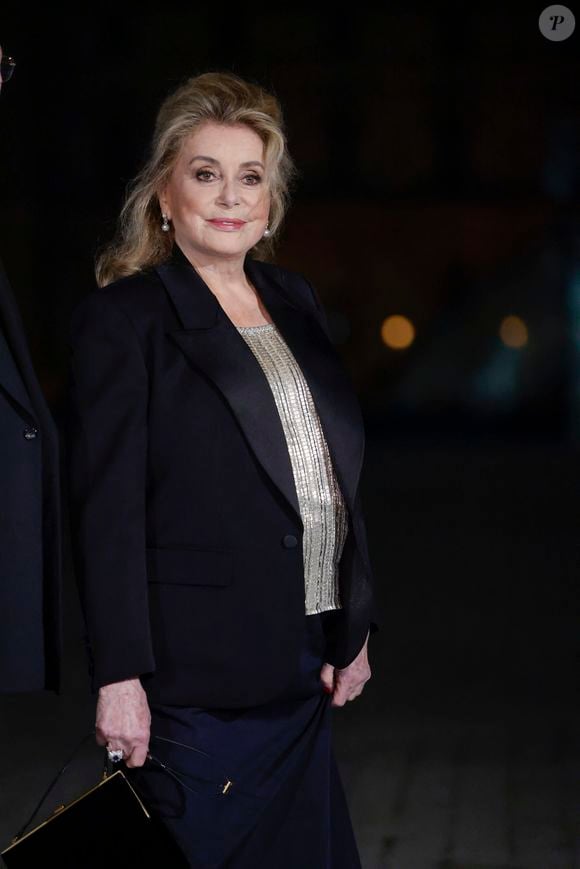 Catherine Deneuve - Arrivées au Grand Dîner du Louvre 2026 à Paris pendant la fashion week Prêt à Porter femme automne/hiver 2026-2027 (PFW)
 

 
© Olivier Borde / Bestimage