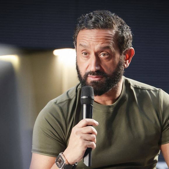 Cyril Hanouna, sur le plateau de  TBT9 présenté par C.Hanouna, et diffusé en direct sur W9, Paris, France, le 09 octobre 2025. © Jack Tribeca / Bestimage