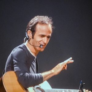 Jean-Jacques Goldman en concert au Forest National en 2002. Photo : Alamy/ABACAPRESS.COM