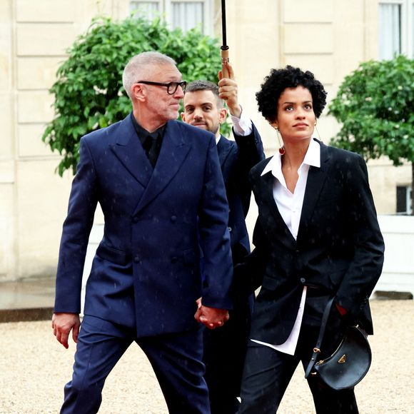 Vincent Cassel et sa compagne Narah Baptista - Arrivées des personnalités au dîner d’État en l’honneur du président brésilien et de sa femme au palais présidentiel de l’Élysée à Paris le 5 juin 2025.

© Jacovides / Moreau / Bestimage