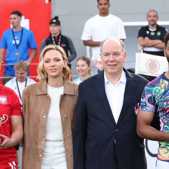Sa rencontre avec Loretta Denaro a également été marquée par des gestes de soutien qui ont témoigné de l'empathie de l'épouse du prince Albert II de Monaco face à la famille du sportif. 

Le Tournoi International de Rugby à 7 de Monaco s'est déroulé au Stade Prince Jacques à Beausoleil, en présence de Leurs Altesses Sérénissimes le Prince Albert II de Monaco et la Princesse Charlène. Beausoleil, 1er mai 2026. Photo par JC VINAJ/ABACAPRESS.COM