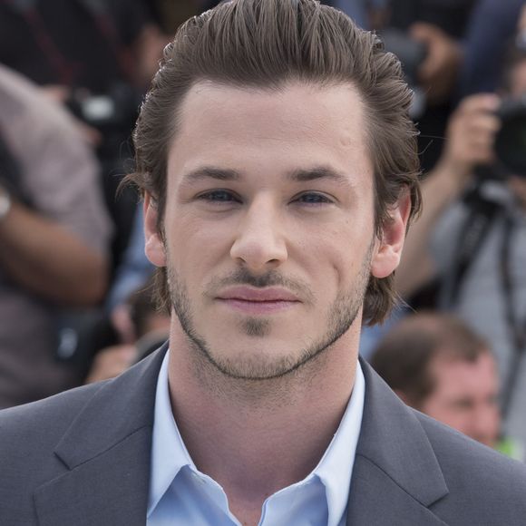 Ils ont ensuite été mis en examen puis placés en détention provisoire dans les locaux de la caserne Bessières (XVIIIe) dans la journée de jeudi 26 février selon les dernières informations de Paris Match, confirmées dans la foulée par le parquet de Paris.

Gaspard Ulliel - Photocall du film "Saint Laurent" lors du festival international du film de Cannes.