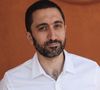 Quatre mois plus tard, il donne de ses nouvelles et elles ne sont pas bonnes. "J'ai été immobilisé pendant deux mois, j'ai été opéré, mais je ne vais pas tout récupérer", 

Jimmy Mohamed au village lors des Internationaux de France de tennis de Roland Garros 2024, à Paris, France, le 26 mai 2024.
© Jacovides-Moreau/Bestimage