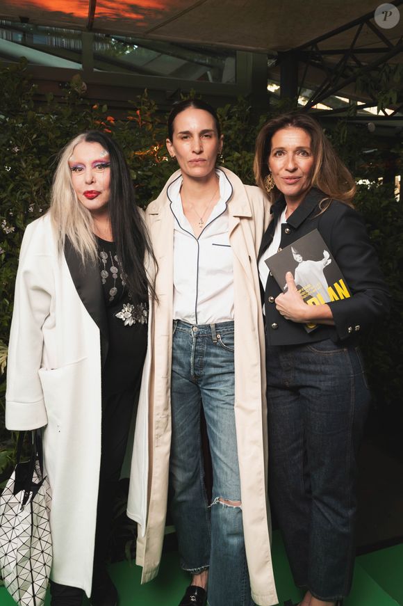 Orlan et Marie Marot et Carole Chrétiennot - Soirée de remise de la 19e édition du Prix de la Closerie des Lilas, le 6 mai 2025