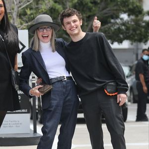 En plus de ses cachets, l'actrice a gagné beaucoup d'argent avec l'immobilier.

Diane Keaton va chercher sa fille Dexter à l'école à Beverly Hills, CA, USA le 5 juin 2008.  Photo par Ramey Agency/ABACAPRESS.COM