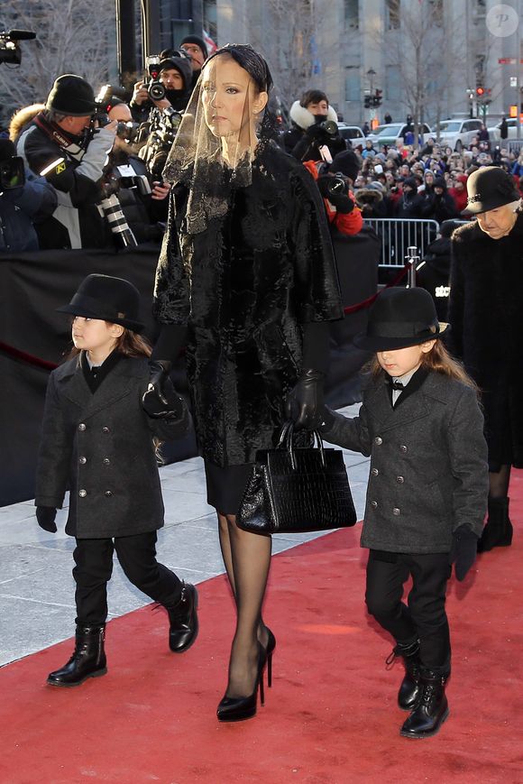 Atmosphère lors des funérailles de l'agent d'artistes canadien René Angelil, le mari de la chanteuse Céline Dion, qui ont eu lieu à la basilique Notre-Dame (où le couple s'est marié en 1994), à Montréal, au Canada, le 22 janvier 2016. Photo by Robin Psaila-Papixs Press/ABACAPRESS.COM