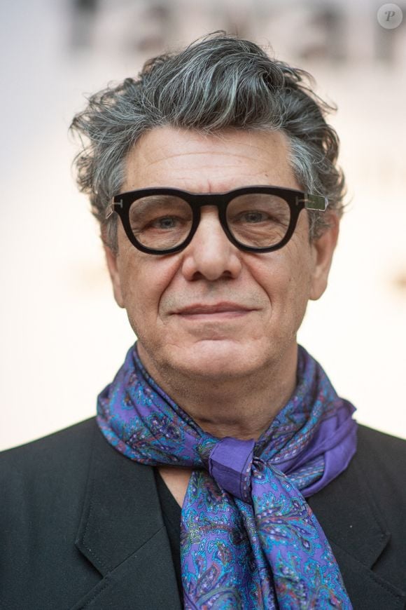 Marc Lavoine a été conquis par le charme de la jolie slovaque et a récemment fait de tendres confidences sur son couple dans Télé-Loisirs.

Marc Lavoine au Festival du Livre de Paris au Grand Palais à Paris, France, le 12 avril 2025. Photo par Aurore Marechal/Abaca