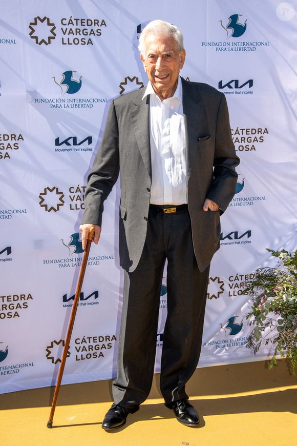 Mario Vargas Llosa - 3ème conférence annuelle de la Chaire Vargas Llosa à San Lorenzo de El Escorial, en collaboration avec la Fondation internationale pour la liberté, vise à promouvoir la parole en espagnol. Le 6 octobre 2023.
