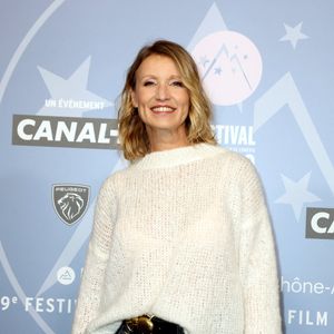 Alexandra Lamy - Tapis rouge de la cérémonie d'ouverture du 29ème Festival International du Film de Comédie de l'Alpe d'Huez le 19 Janvier 2026. © Dominique Jacovides/Bestimage