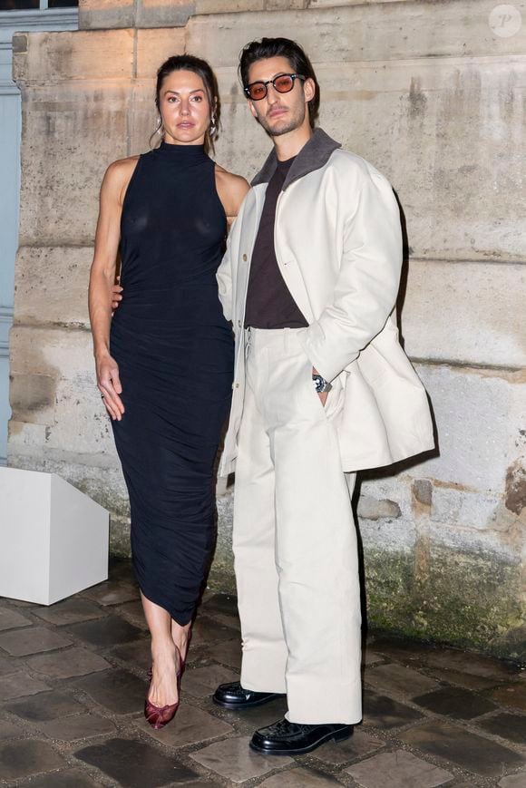 Natasha Andrews, Pierre Niney - Photocall du Défilé de mode Jacquemus Collection Hommes Automne Hiver Printemps-Été dans le cadre de la Fashion Week de Paris, France, le 25 janvier 2026.
 
© Olivier Borde / Bestimage