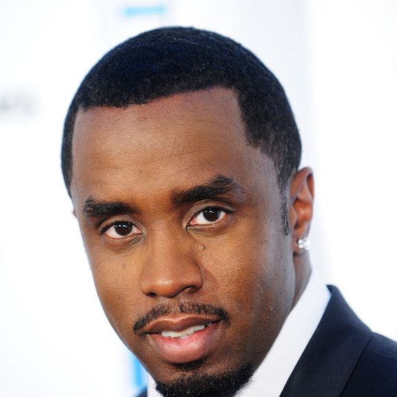 Au rythme des différents témoignages qui s’enchaînent, le procès de P. Diddy pourrait encore durer un mois. Il encourt la prison à vie.

Puff Daddy participe au BET Honors le 16 janvier 2010 à Washington, DC, USA.  Photo by Olivier Douliery /ABACAPRESS.COM (Pictured:Puff Daddy )