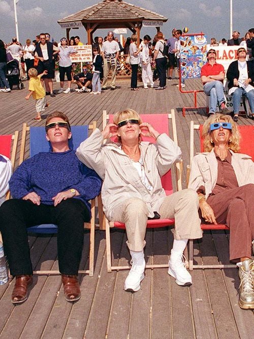 Éclipse solaire du 12 août : comment photographier le phénomène sans abîmer son téléphone