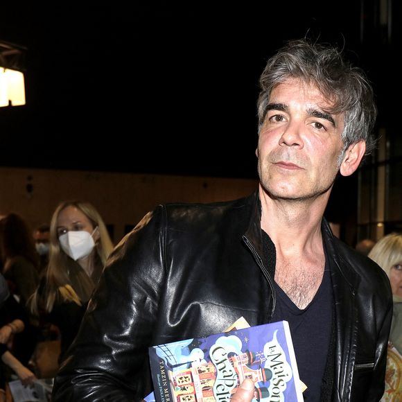Xavier De Moulins (Toute la famille ensemble - Editions Flammarion) au "Festival du Livre de Paris 2022" au Grand Palais Éphémère de Paris, le 23 avril 2022.
© Cédric Perrin/Bestimage