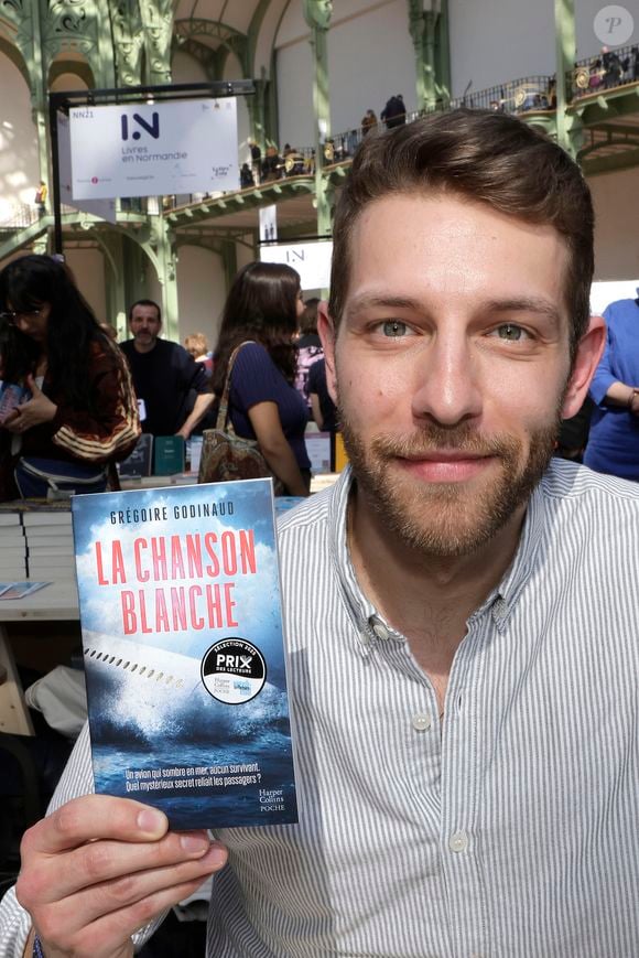 Gregoire Godinaud - Festival du Livre de Paris 2025 au Grand Palais à Paris le 11 avril 2025. © Cédric Perrin / Bestimage