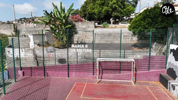 La maison d'enfance de la superstar du football Cristiano Ronaldo dans les collines de Madère a été transformée en parking.© Backgrid UK/ Bestimage