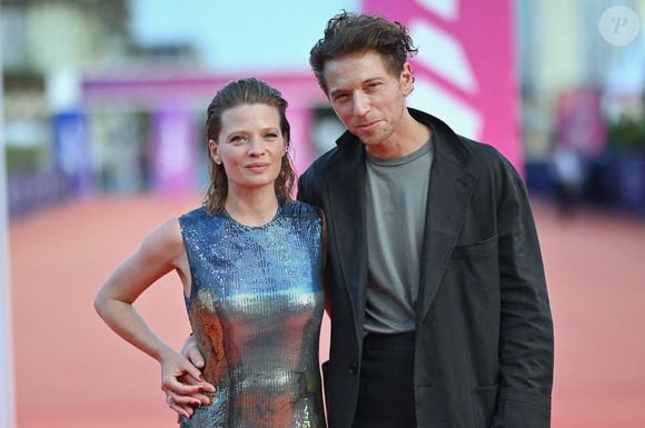Mélanie Thierry et le chanteur Raphael assistent à l'avant-première de La Zone D'Interet lors du 49ème Festival du Cinéma Américain de Deauville le 07 septembre 2023 à Deauville, France. Photo par Franck Castel/ABACAPRESS.COM