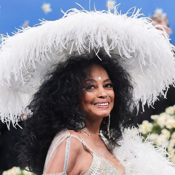 Manhattan, NY - Diana Ross - 5 mai 2025 - Le Metropolitan Museum of Art accueille le Costume Institute Benefit pour célébrer l'ouverture de "Superfine : Tailoring Black Style". (BFA.com / Backgrid USA / Bestimage)