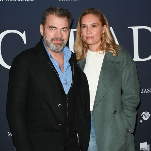 Clovis Cornillac et sa femme Lilou Fogli - Avant-première du film "Mascarade" au cinéma Pathé Wepler à Paris. Le 20 octobre 2022
© Coadic Guirec / Bestimage